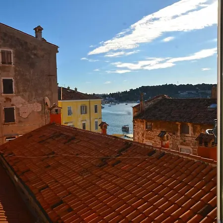 Classy And Modern Old Town Quarter - One Bedroom With Sea View Appartement *