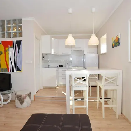 Classy And Modern Old Town Quarter - One Bedroom With Sea View Appartement