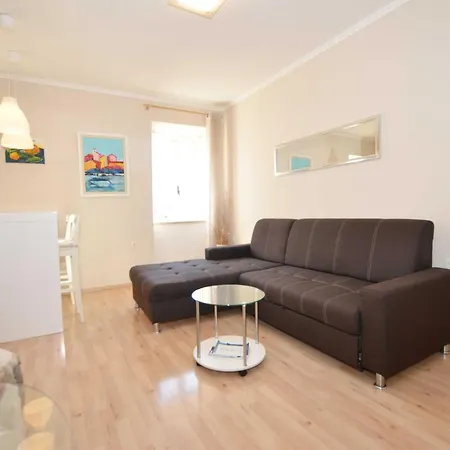 Classy And Modern Old Town Quarter - One Bedroom With Sea View * Rovinj